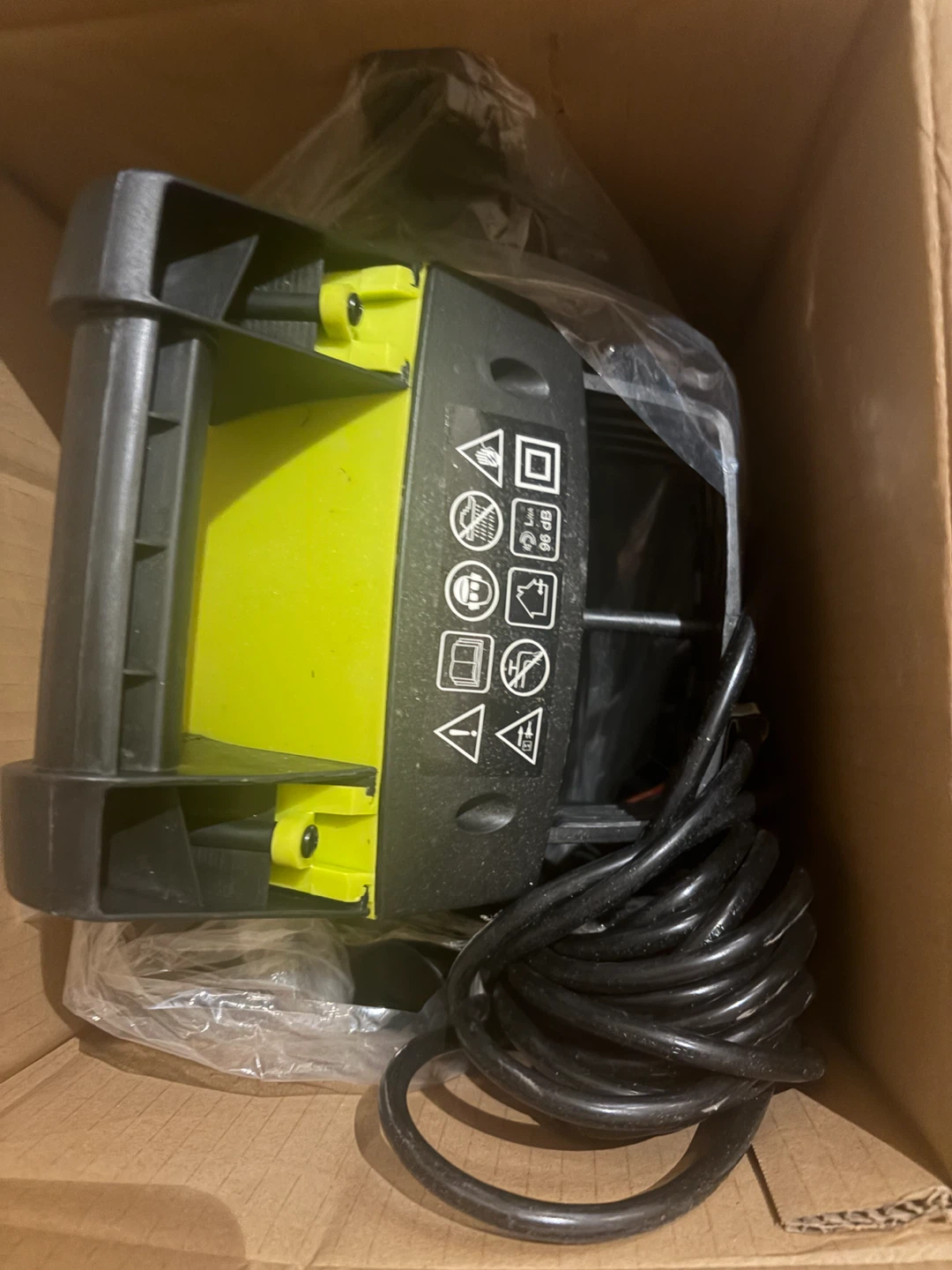 Sun Joe Electric Pressure Washer with 11-Amp Motor and 1.1 GPM - photo 2