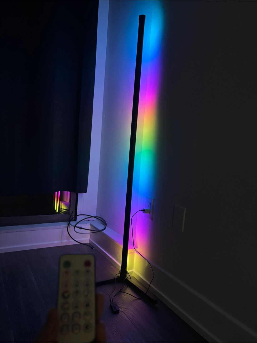 RGB floor/corner lamp w remote!
