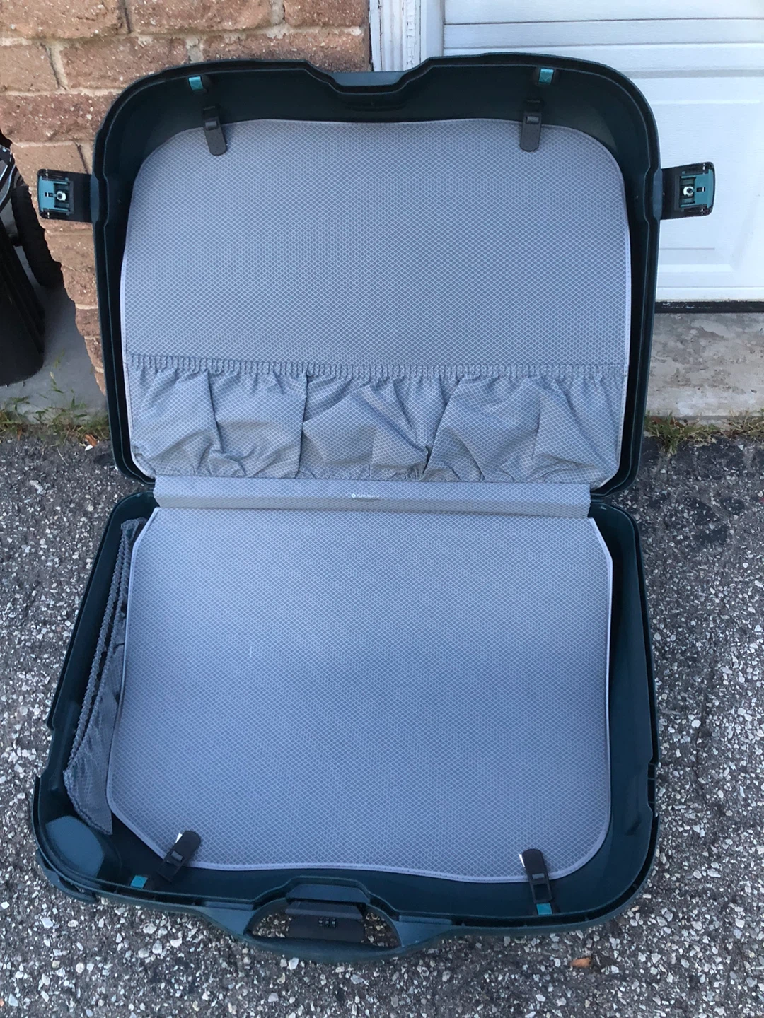 Teal Hard Shell Carry-On Suitcase - photo 2