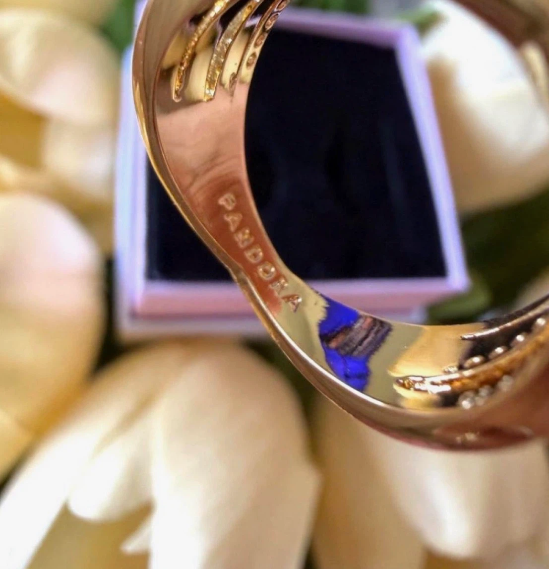 Pandora gold-tone bow ring - photo 2