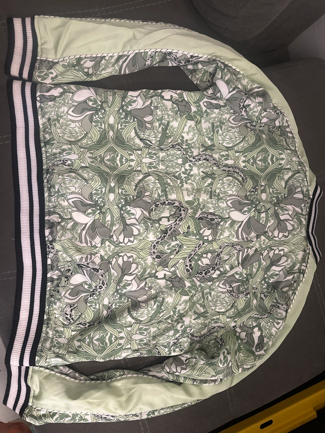 Guess Floral and Snake Print Bomber Jacket - photo 3