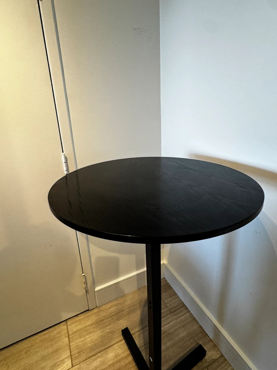 Black Round Pedestal Bar Table - photo 2