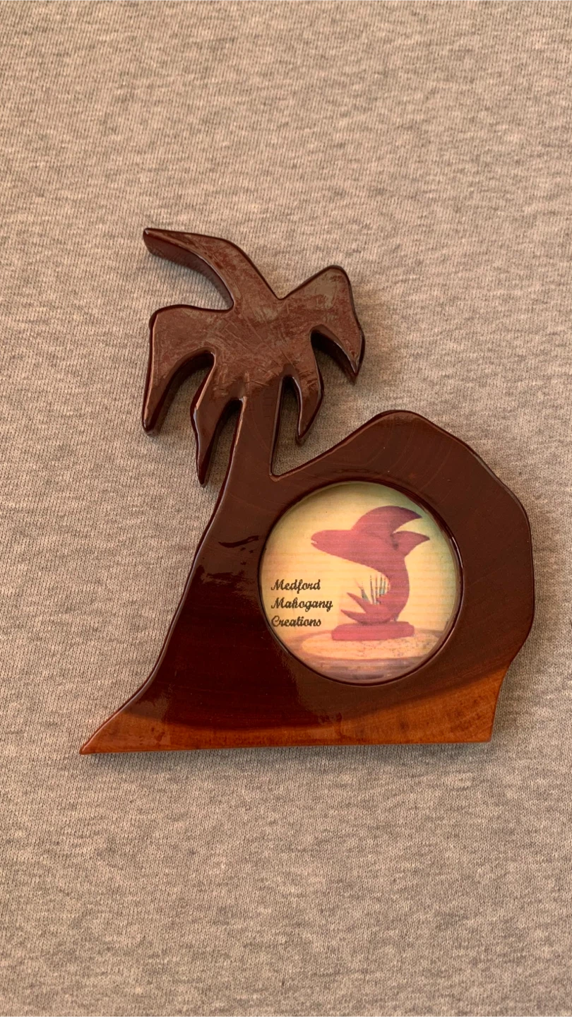Medford Mahogany Creations Palm Tree Photo Frame