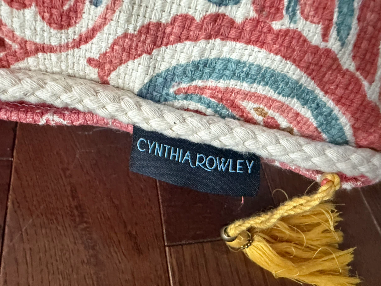 New 20” Cynthia Rowley decorative paisley pillow - photo 3