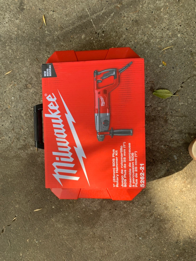 Milwaukee 1" (25mm) SDS Plus Rotary Hammer Kit