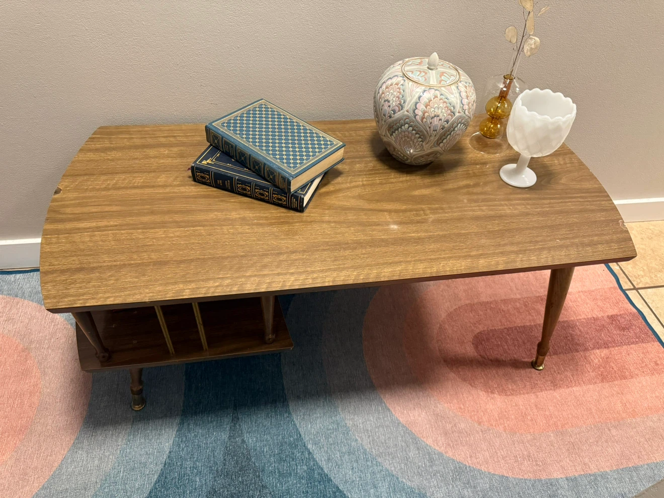 Vintage MCM two-tier wooden coffee table with magazine rack - photo 3