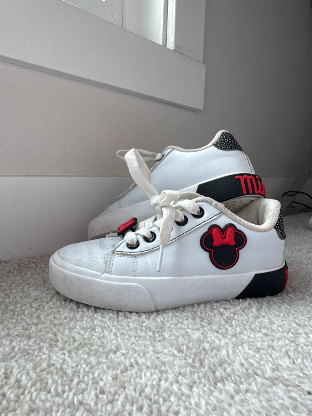 Disney Minnie Mouse Kids' Sneakers