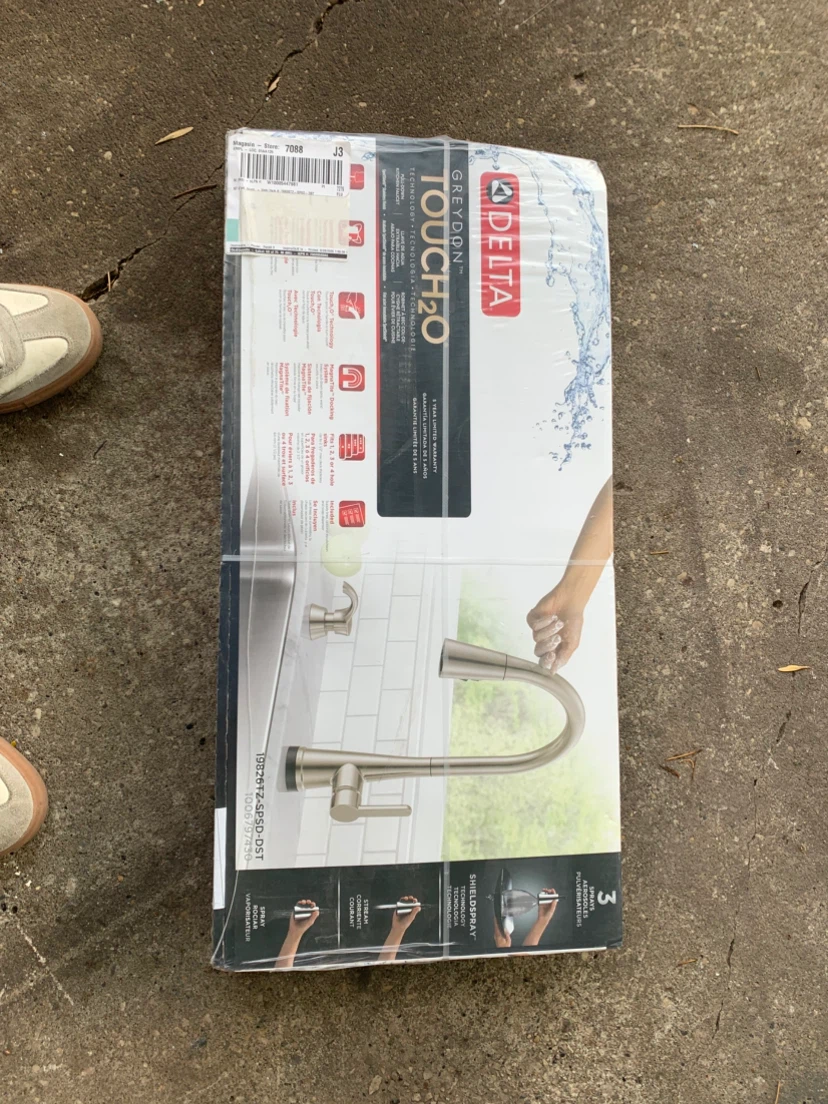 Delta Greydon Touch2O Kitchen Faucet