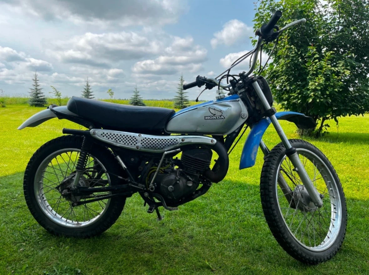 Honda MT125 Dirt Bike