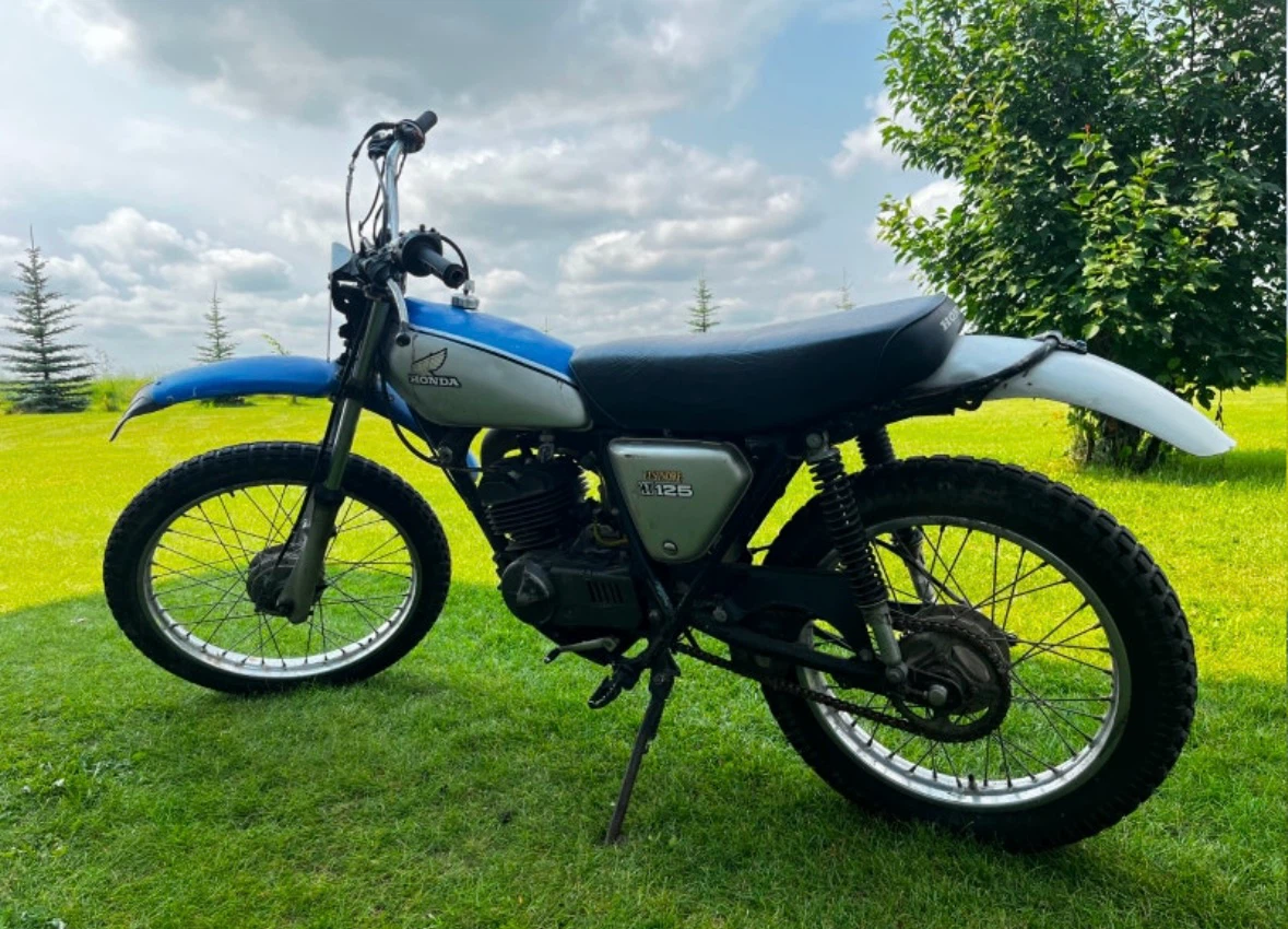Honda MT125 Dirt Bike - photo 2