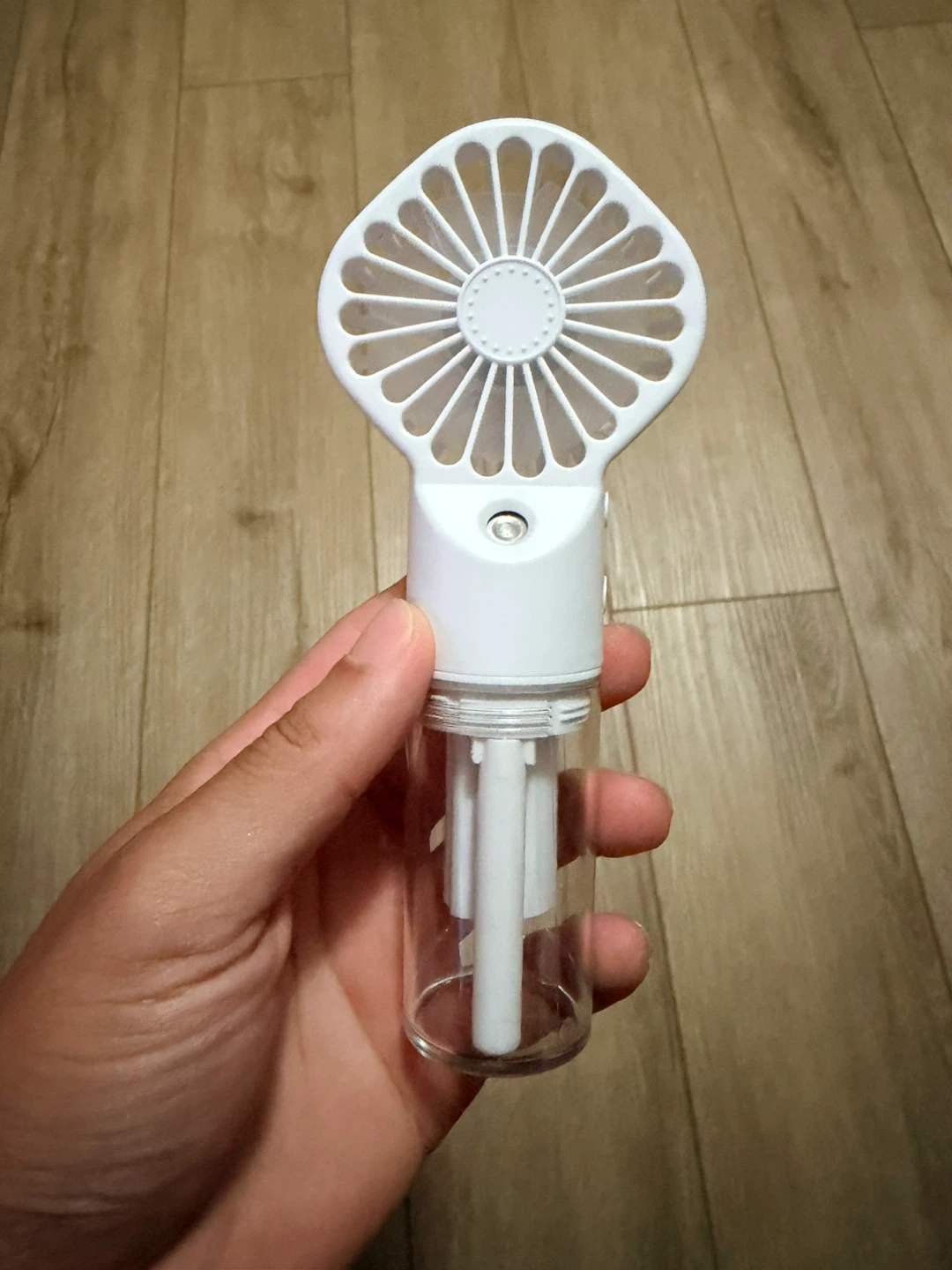 Portable Mini Fan with Water Sprayer