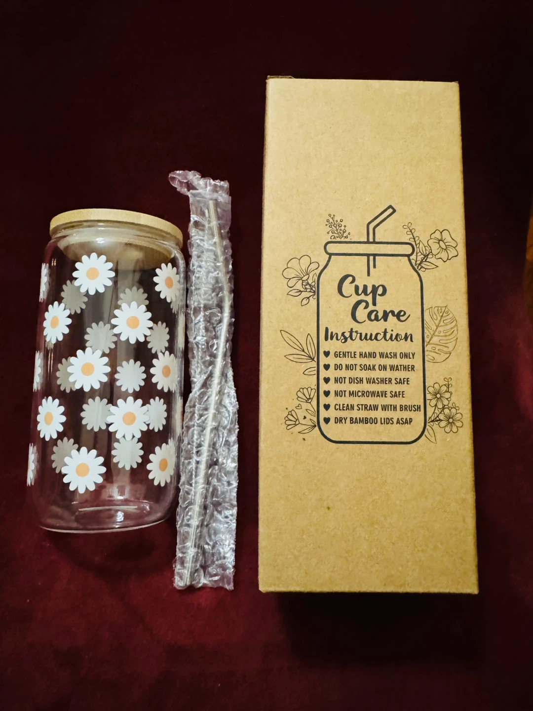 Daisy Glass Tumbler with Lid and Straw