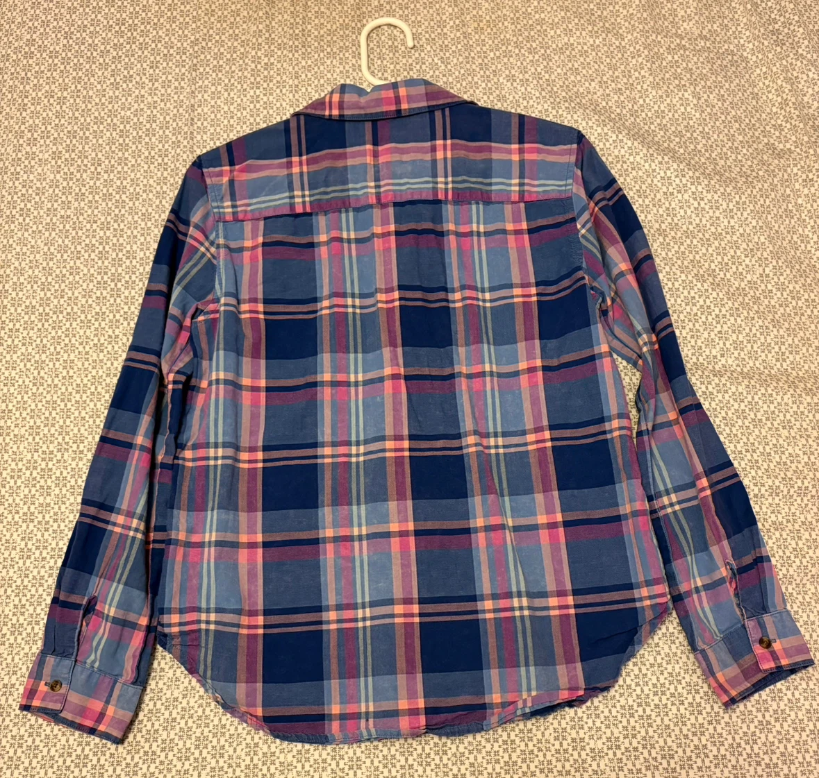 ✨✨American Eagle Outfitters Plaid Button-Down Shirt - photo 3
