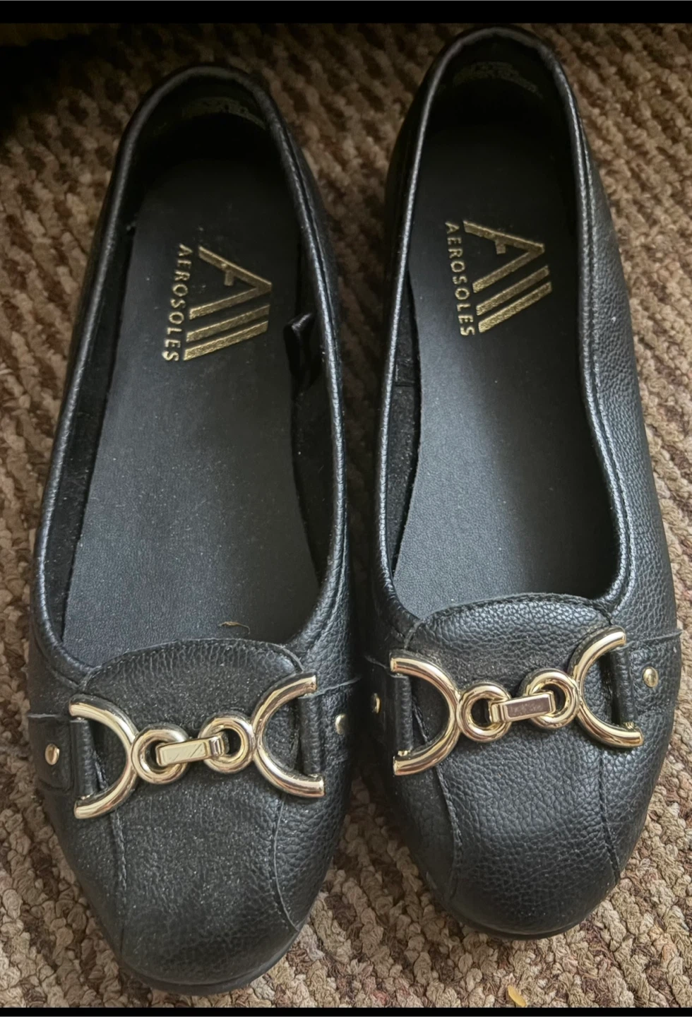 Aerosoles Black flats ~ Size 6