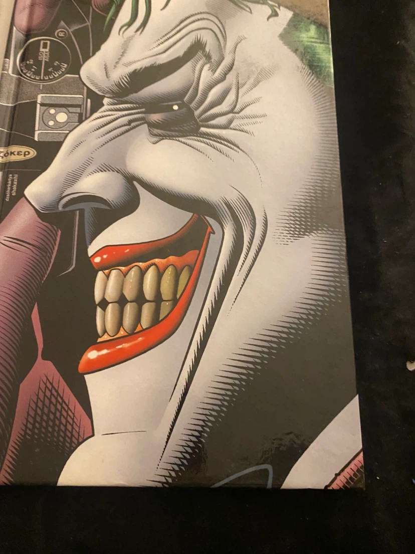 Batman The Killing Joke Deluxe Edition Graphic Novel - photo 2