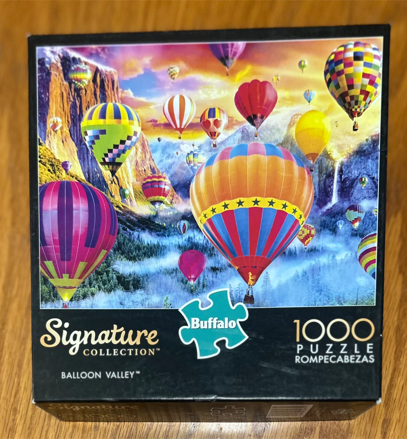 Signature Collection 1000 Piece Puzzle - Balloon Valley