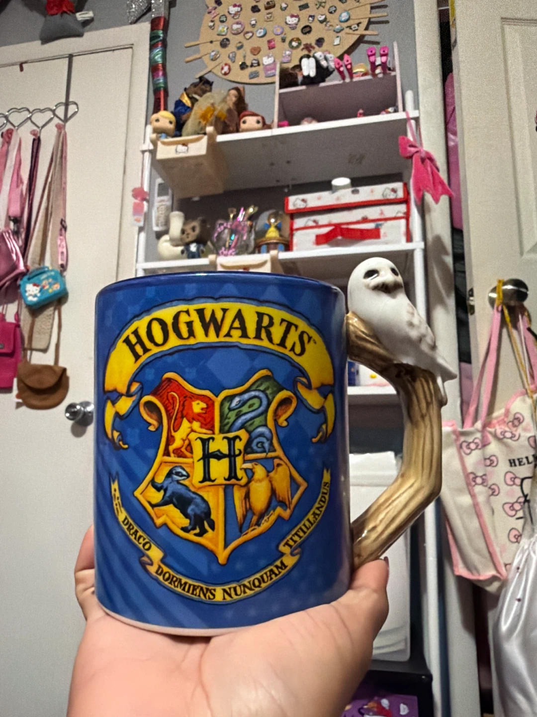 Hogwarts Crest Mug with Owl Handle