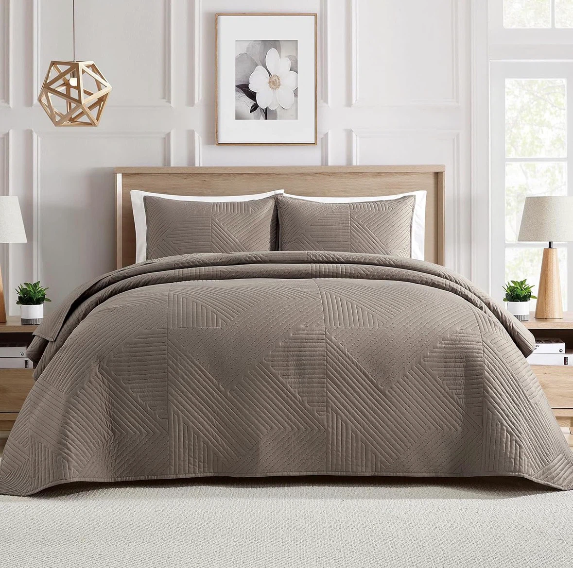 Taupe Geometric Pattern Quilt Set