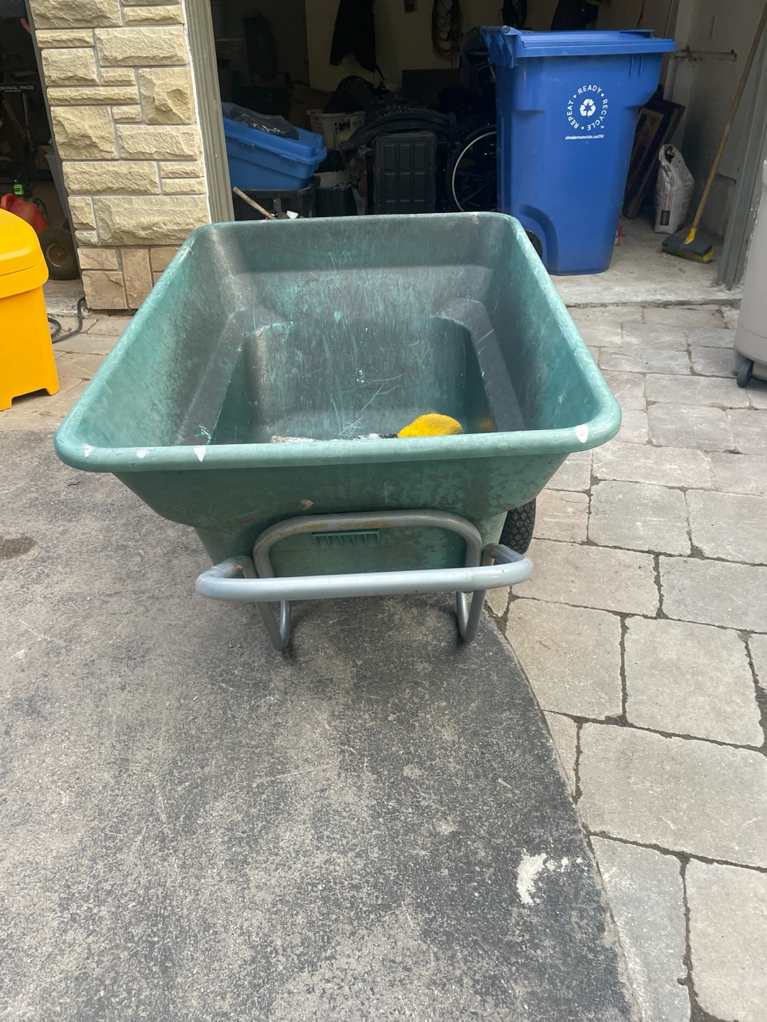 Green Garden Wheelbarrow - photo 4
