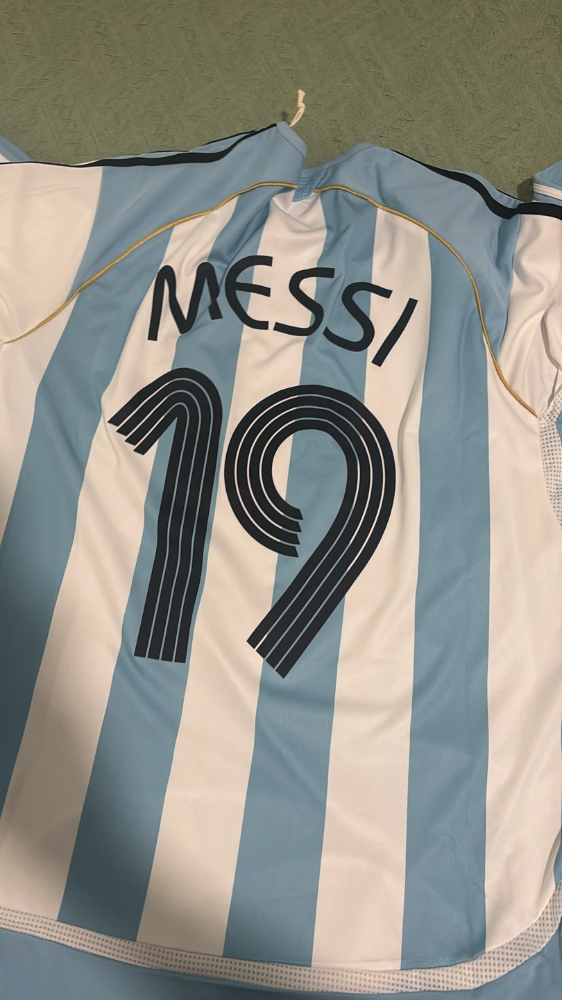 Messi argentinian shirt 2006