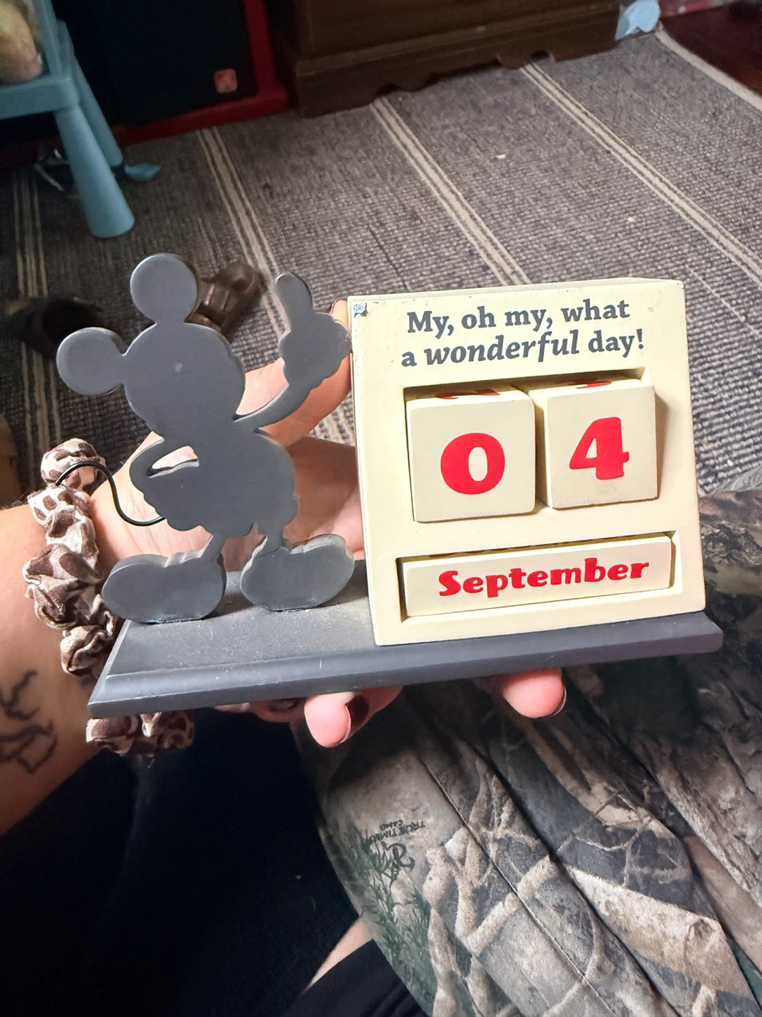 Hallmark Disney Mickey Mouse Desk Calendar