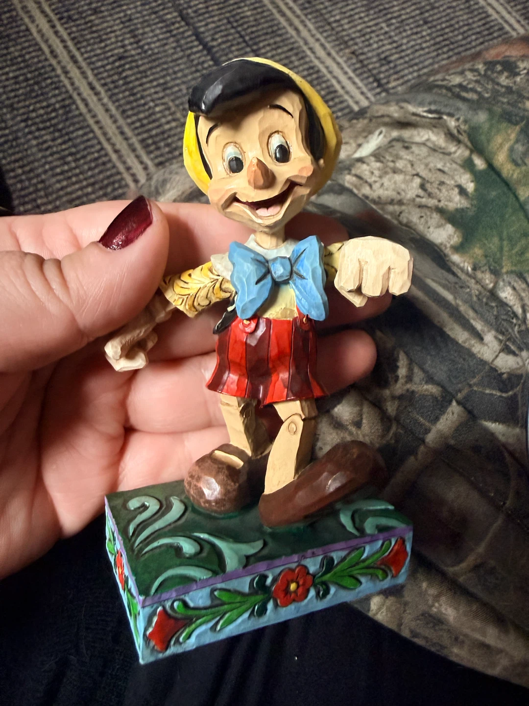 Disney Traditions Winnie the Pooh and Pinocchio Figurines - photo 2