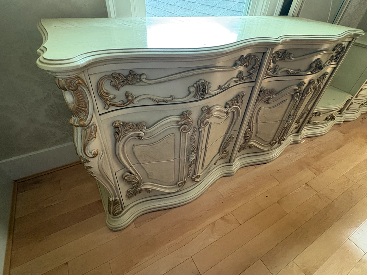 Vintage French Provincial Style Dresser with Mirror (combinaire) - photo 3