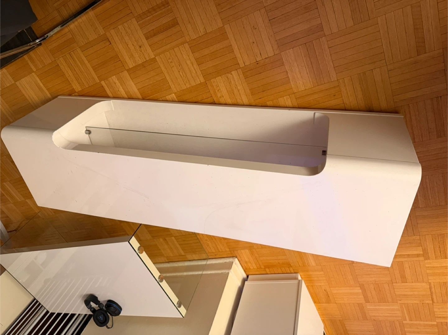 White Modern Coffee Table - photo 4