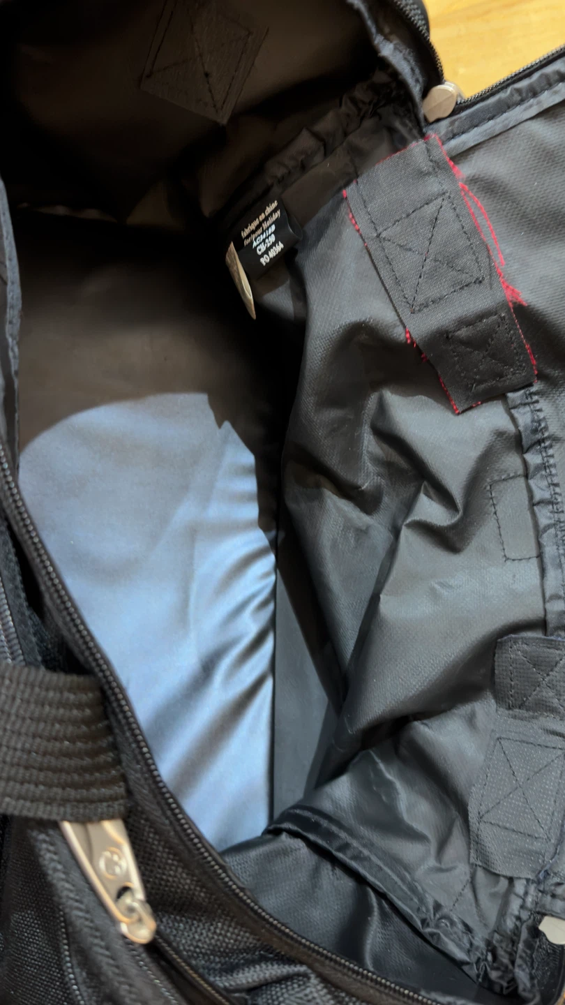 Air Canada Rolling Duffel Bag set - photo 5