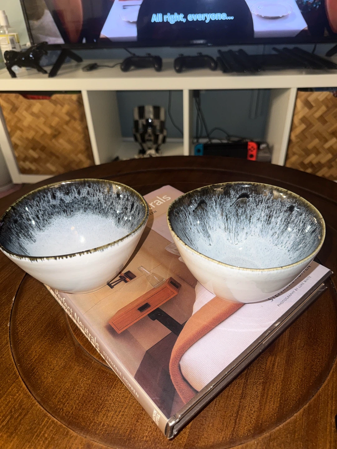 West Elm Set of 2 Ceramic Bowls - photo 2