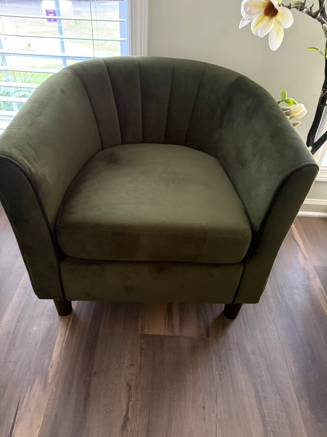 Green Velvet Blossom Chair