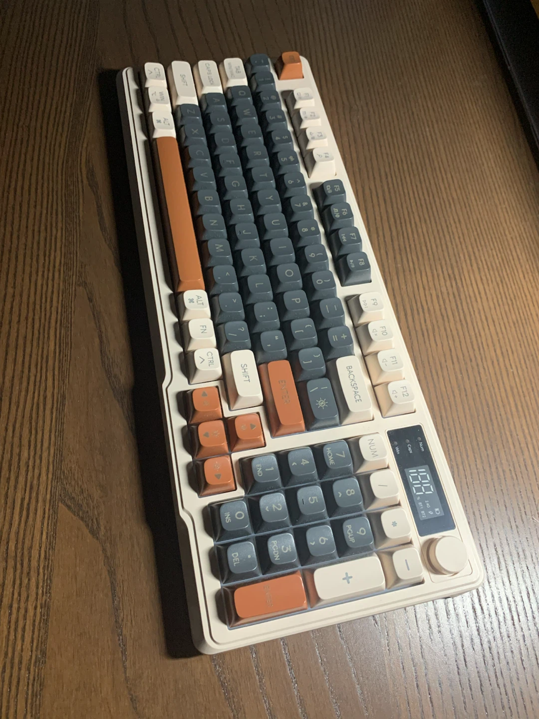 M96 Wireless Mechanical Keyboard - Coffee