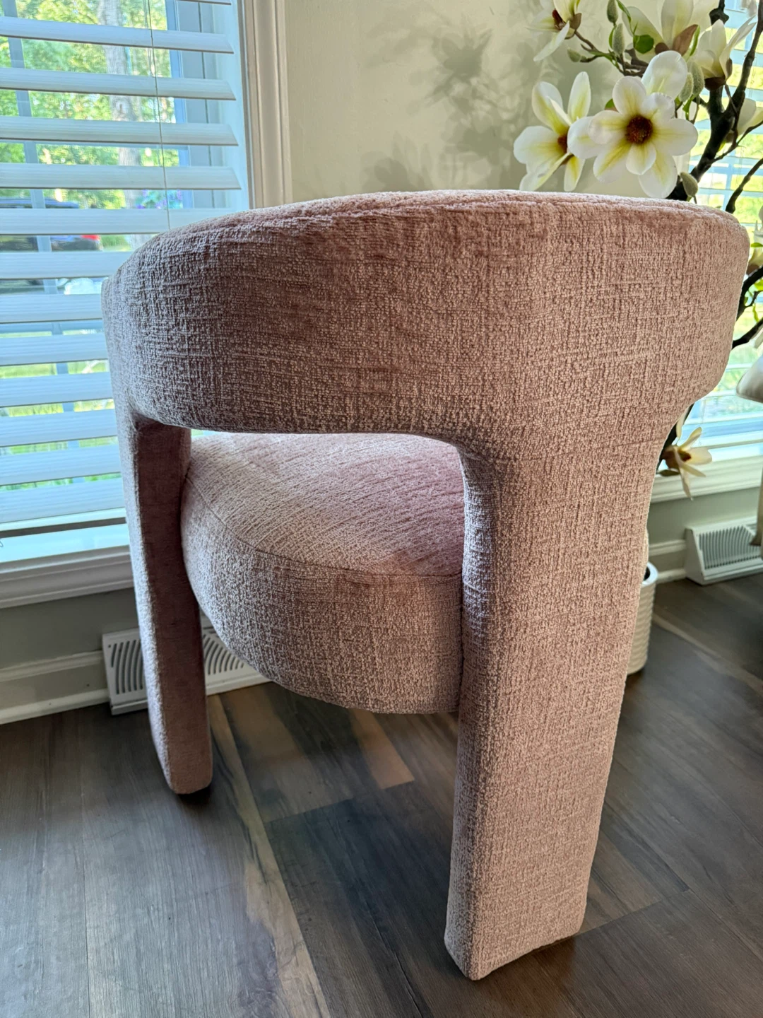 Modern Pink Accent Chair - photo 3