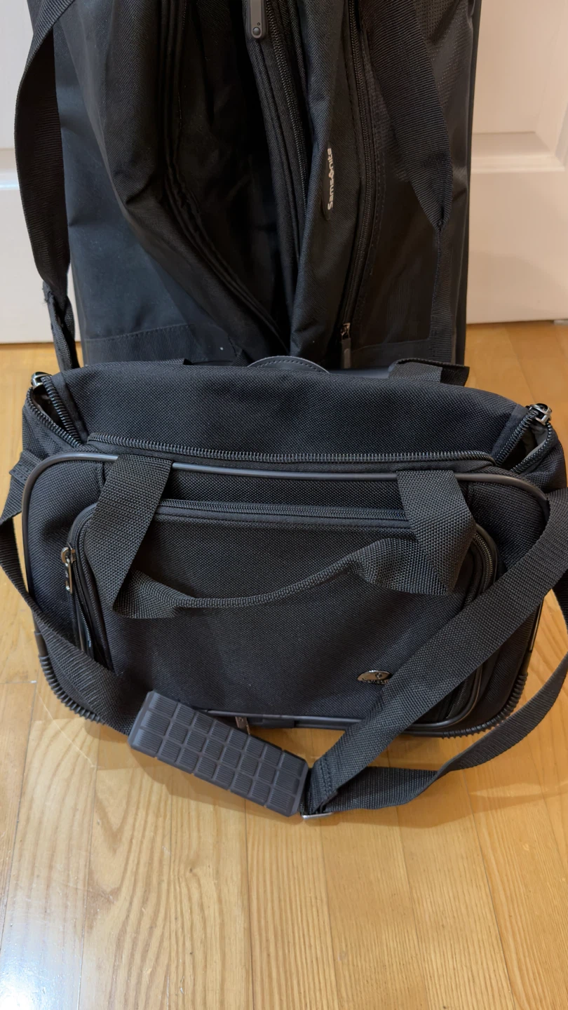 Samsonite rolling duffel bag and laptop bag set - photo 3