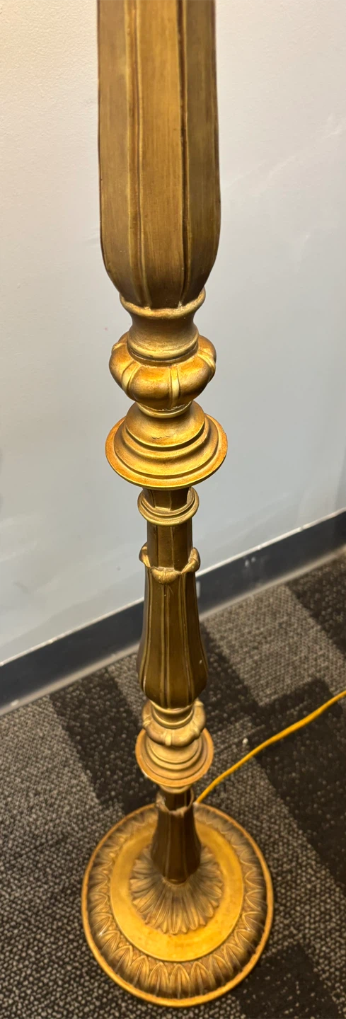 Vintage Style Gold Floor Lamp with Beaded Shade - photo 3