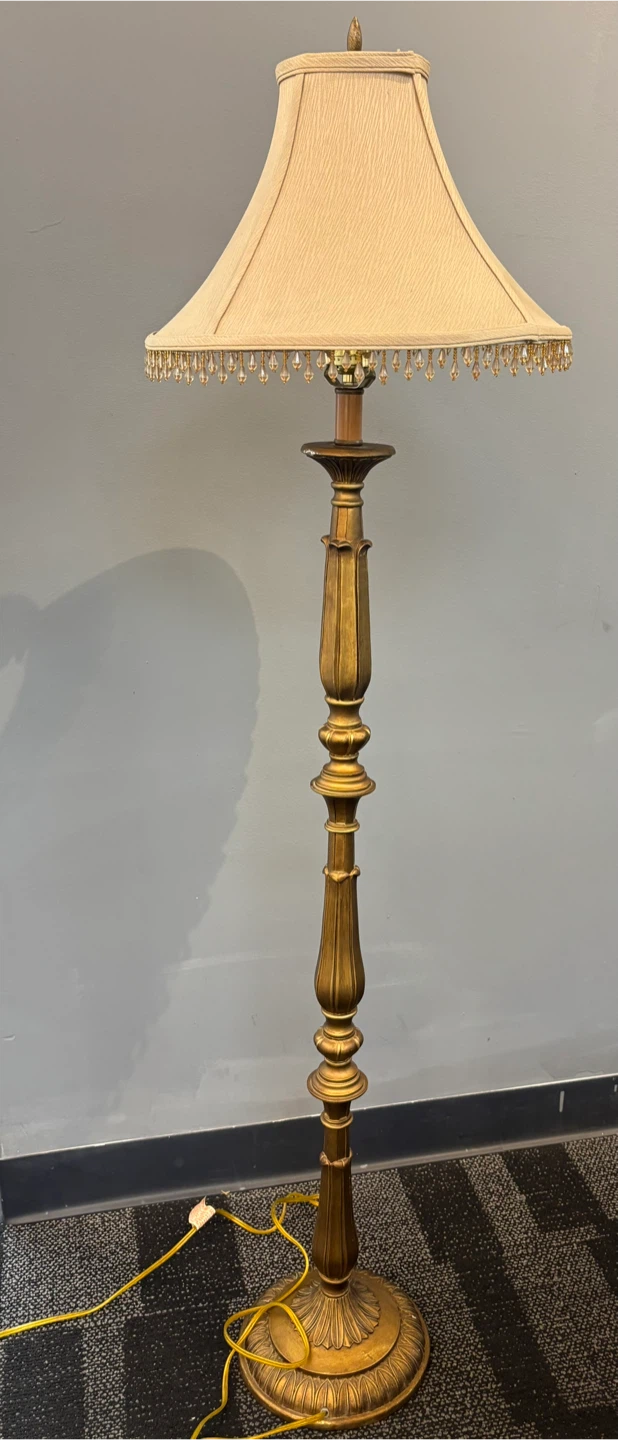 Vintage Style Gold Floor Lamp with Beaded Shade - photo 2