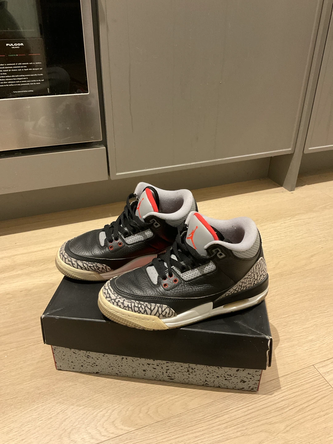 Air Jordan 3 Retro Sneakers