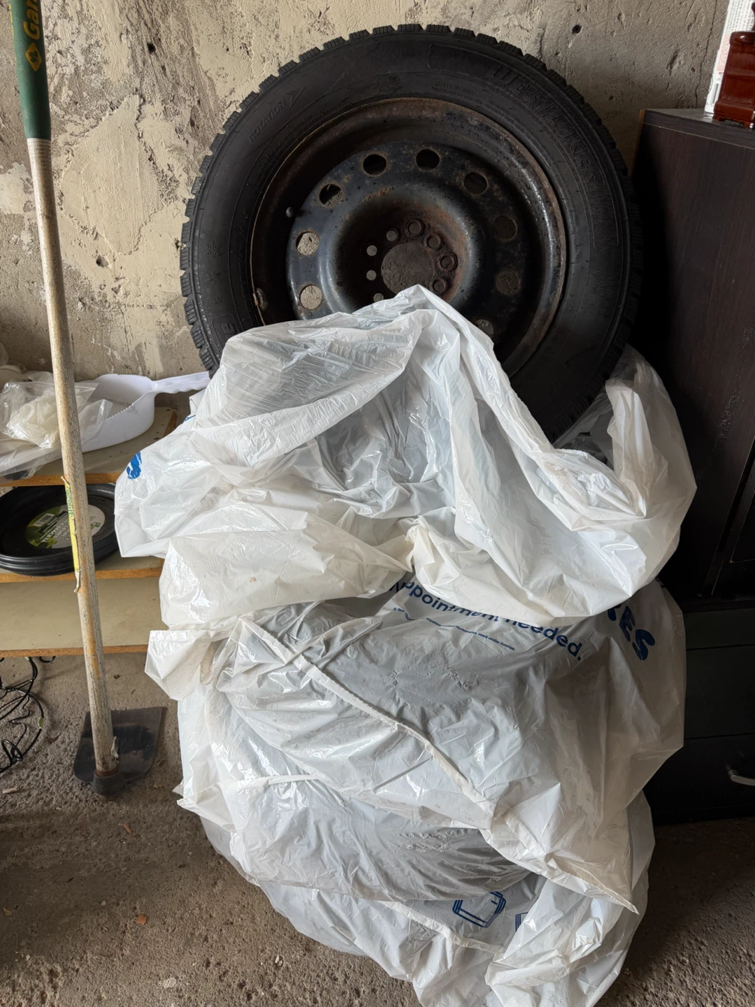 Westlake SW606 Winter Tire with Rim 195/65R15 - photo 4