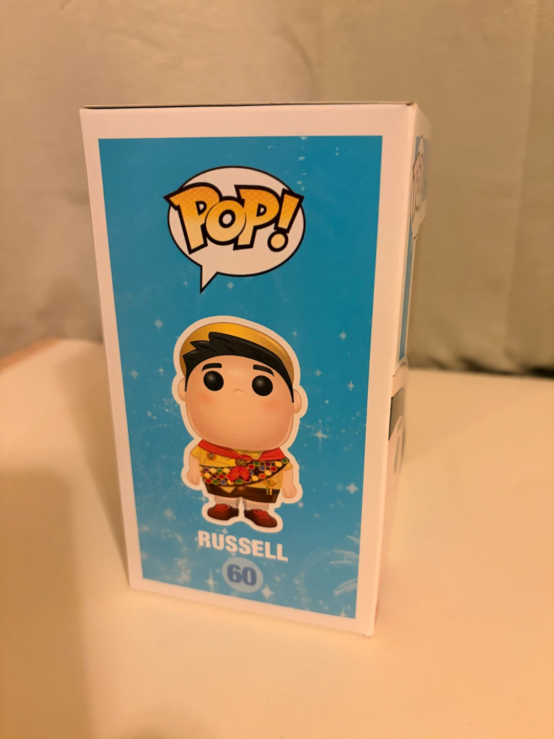 Funko Pop! Russell Disney Series 5 #60 (rare, blue disney label) - photo 4