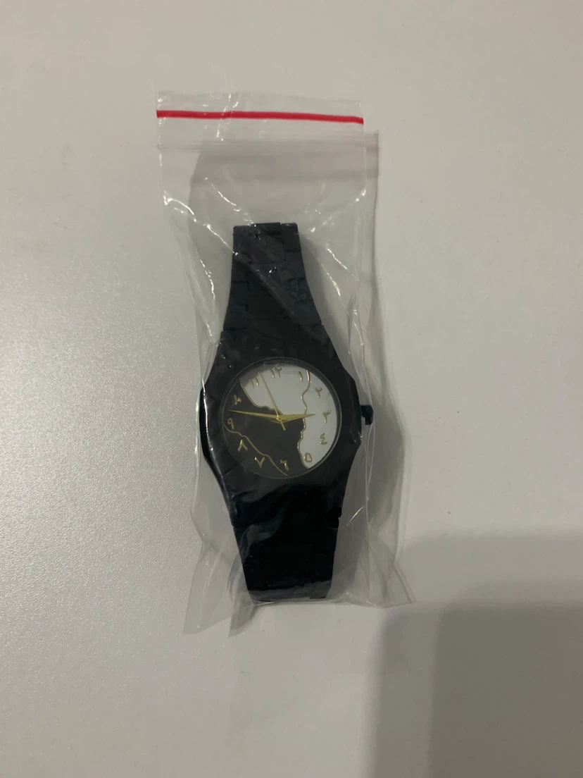 Black watch with Arabic numerals - photo 2