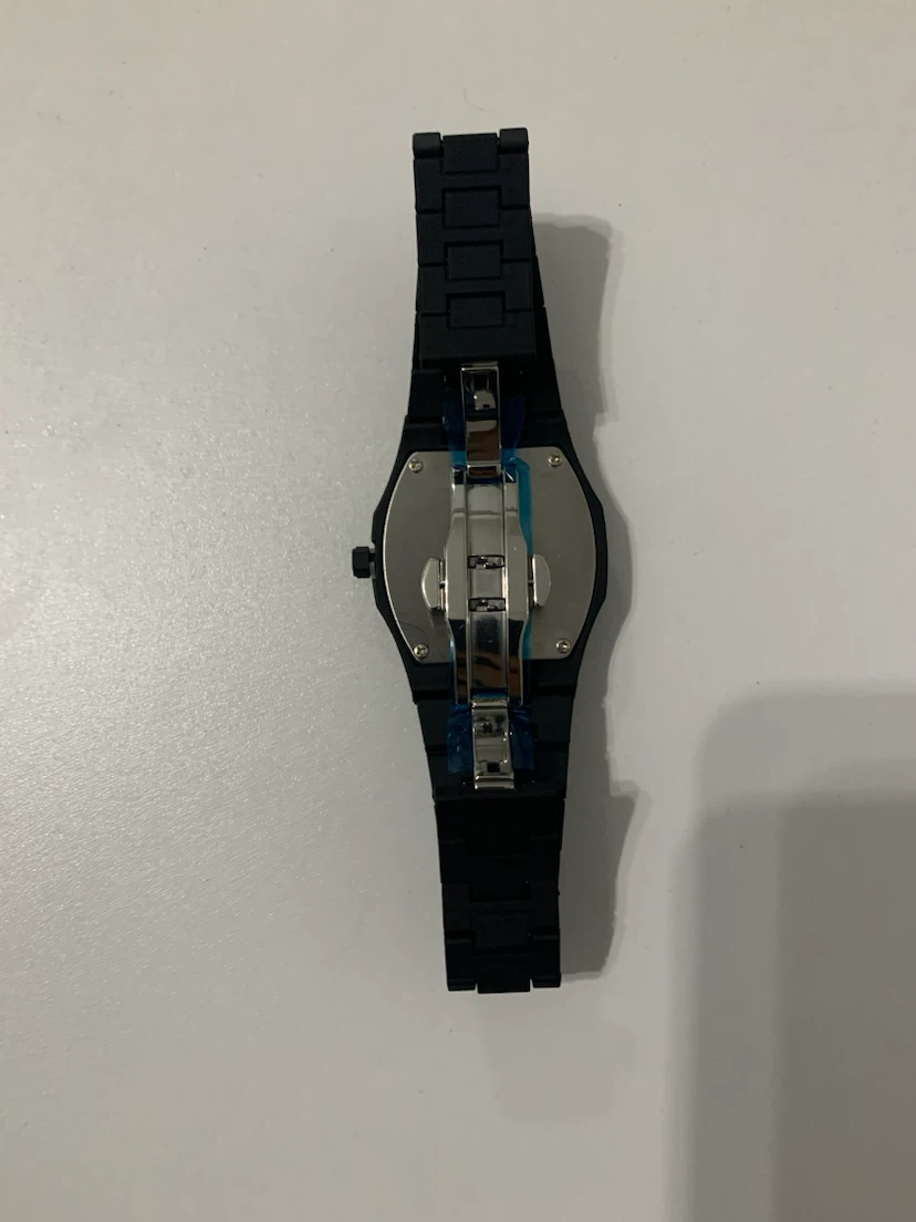 Black watch with Arabic numerals - photo 3