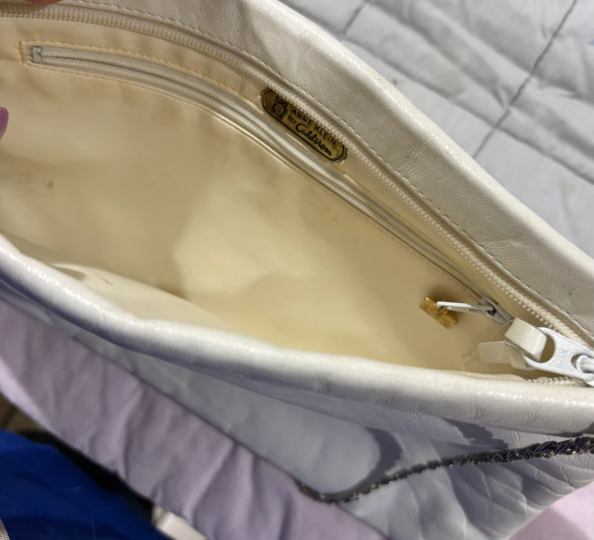 Anne Klein White Leather Clutch with Chain - photo 2