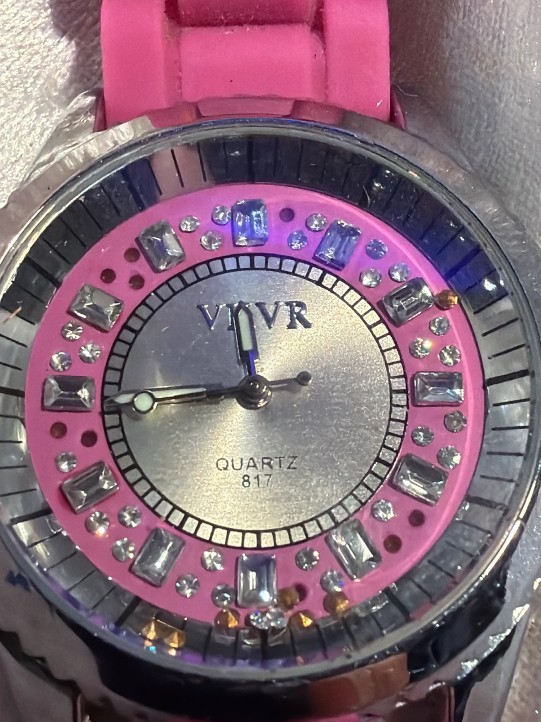 VIVIR Quartz Watch Pink Silicone Band