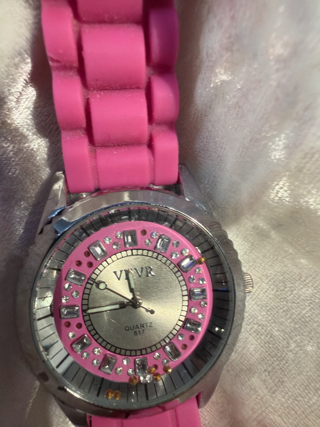 VIVIR Quartz Watch Pink Silicone Band - photo 2