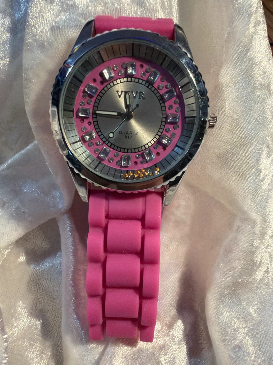 VIVIR Quartz Watch Pink Silicone Band - photo 4