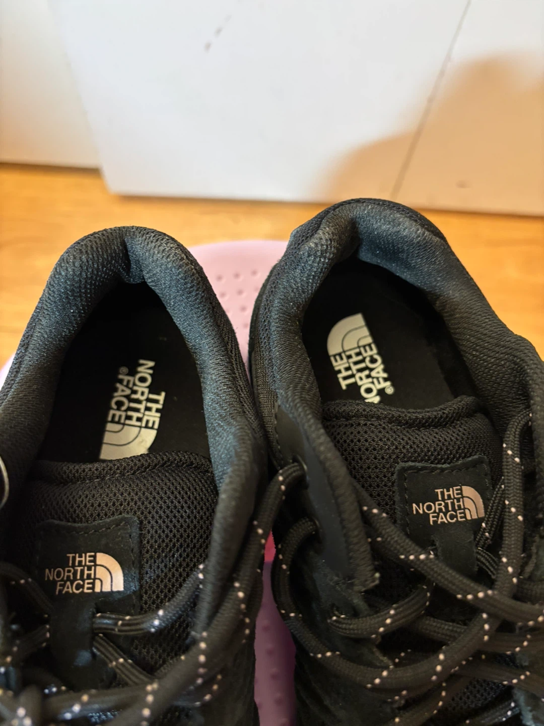 The North Face Women's Hiking Shoes Black Size 7 US - photo 3