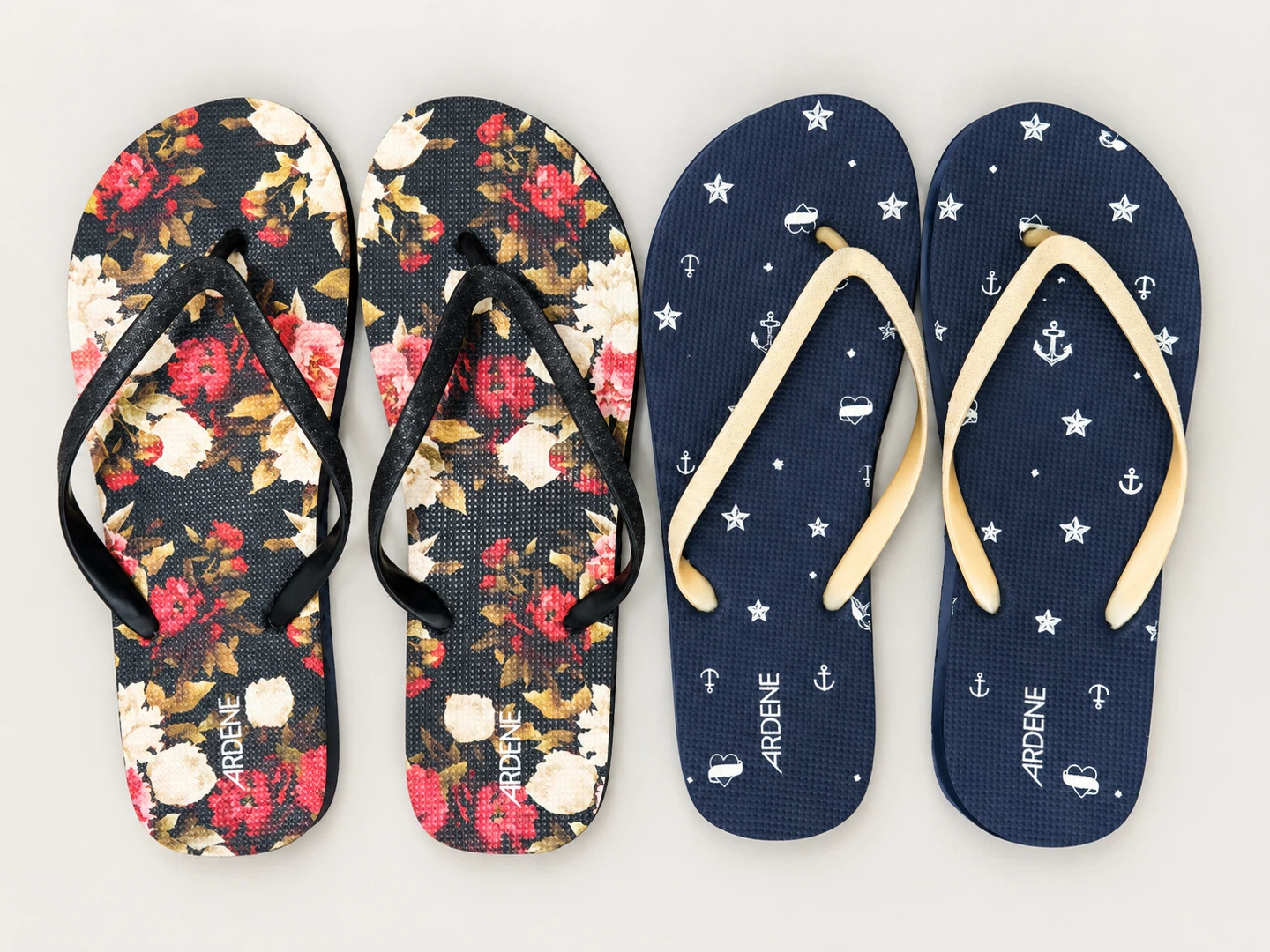 2 Pairs of Ardene flip flops