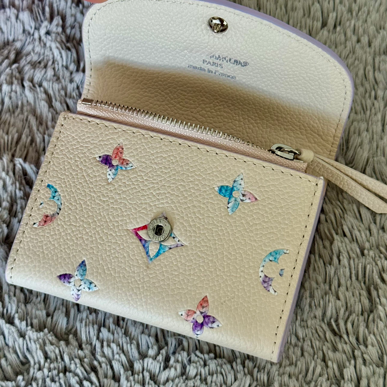 Beige leather wallet for women - photo 4
