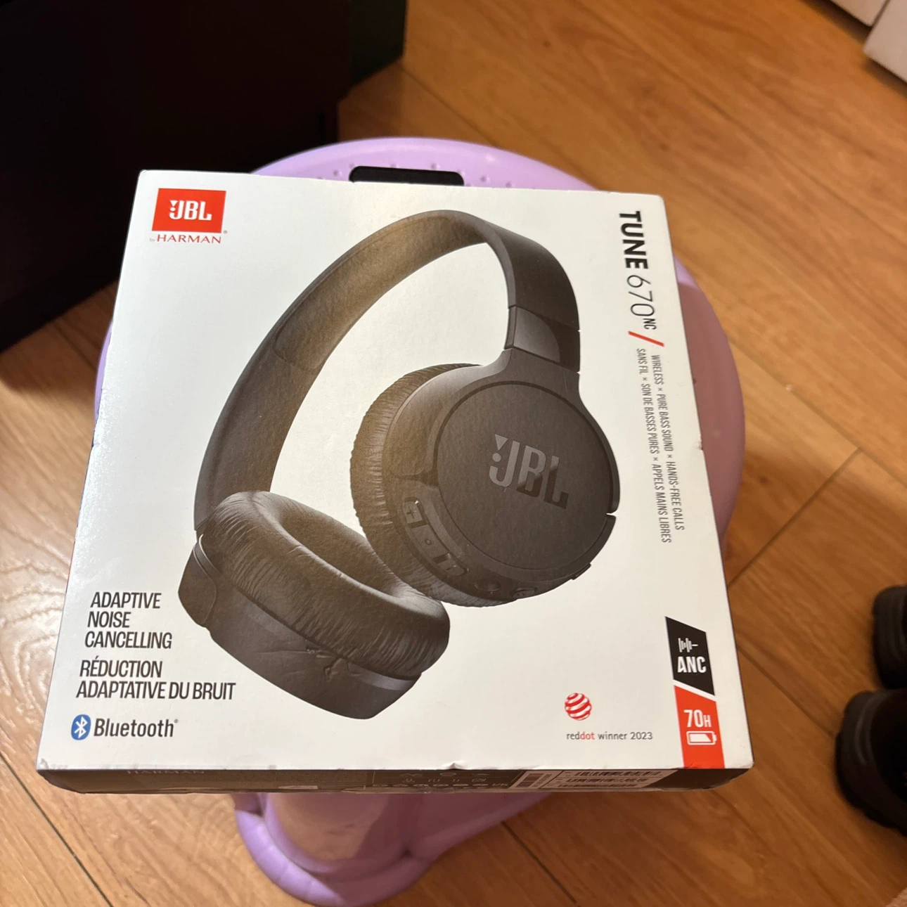 JBL TUNE 670NC Wireless Headphones