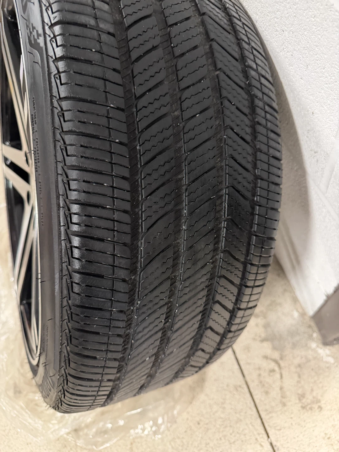 19” Verde V39 Parallax + Bridgestone Turanza QuietTrack - photo 4